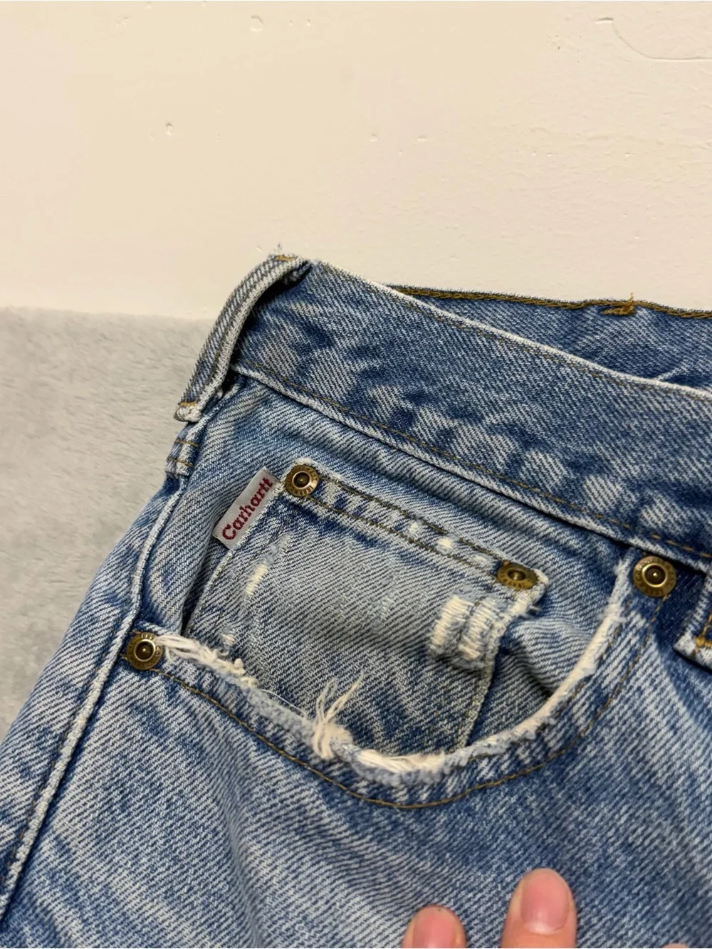 Vtg Carhartt Jeans Men 33x33 B160 D9T Relaxed Fit Distressed Denim Medium Wash
